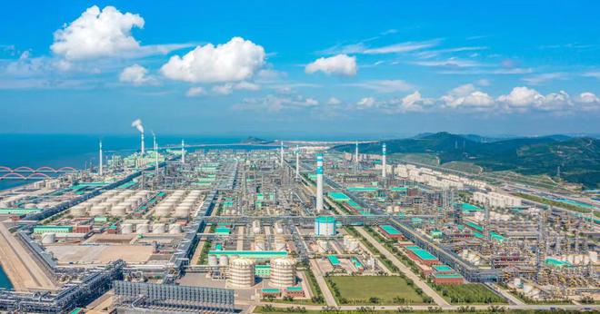 民营经济在民族复兴中大有作为-恒力产业园十年建设发展之启示